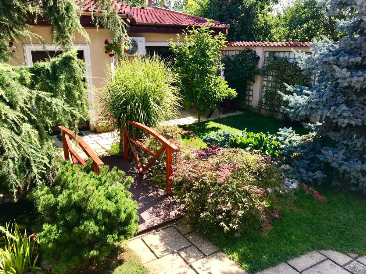 Cristi'S Rooms - Pensiune Oradea Exterior photo